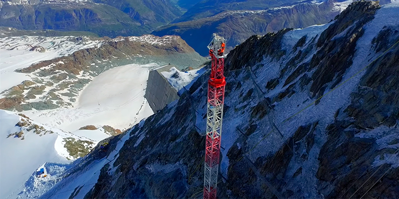 Montaje de grua TLS 6510 en Mont Blanc