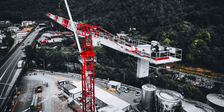 En marcha una Sáez TLS 75B 18T en las obras de Sanpellegrino